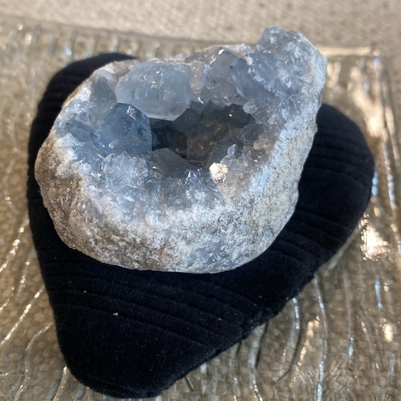 Large Natural Celestite Geode Crystal. - Picture 1 of 16
